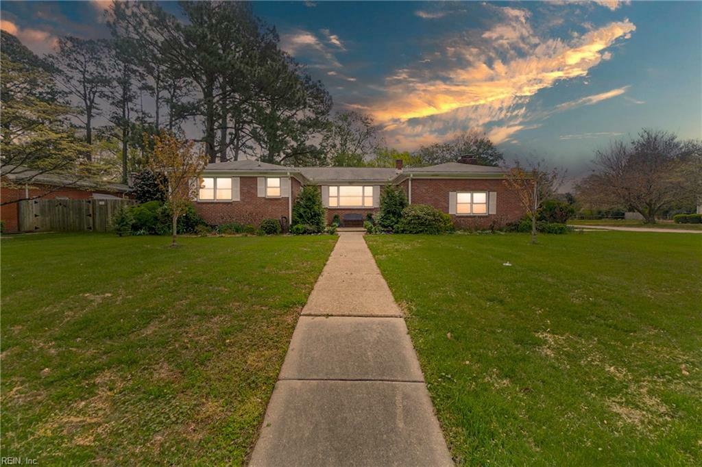 Property Photo: 3801 Flowerfield Ct VA 23518