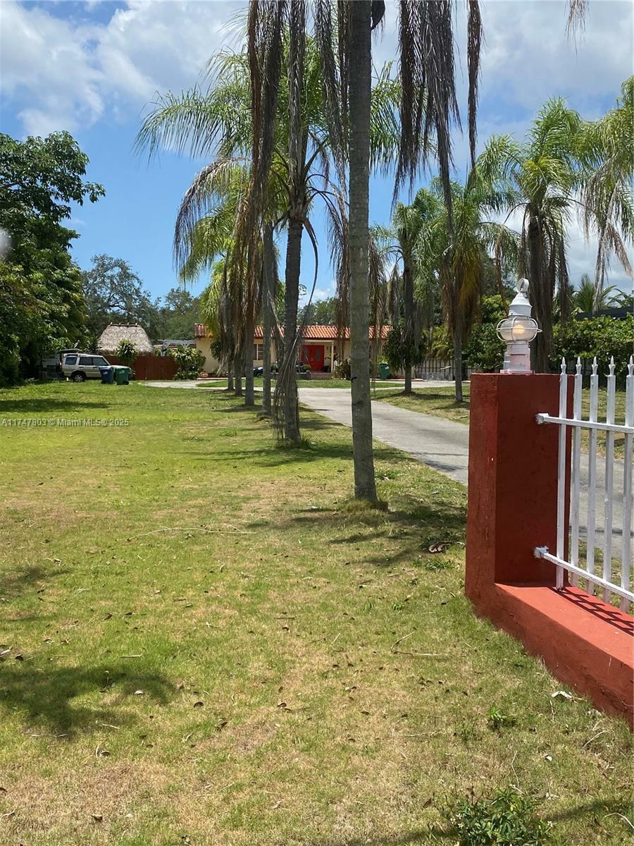 Property Photo:  8550 Miller Dr  FL 33155 