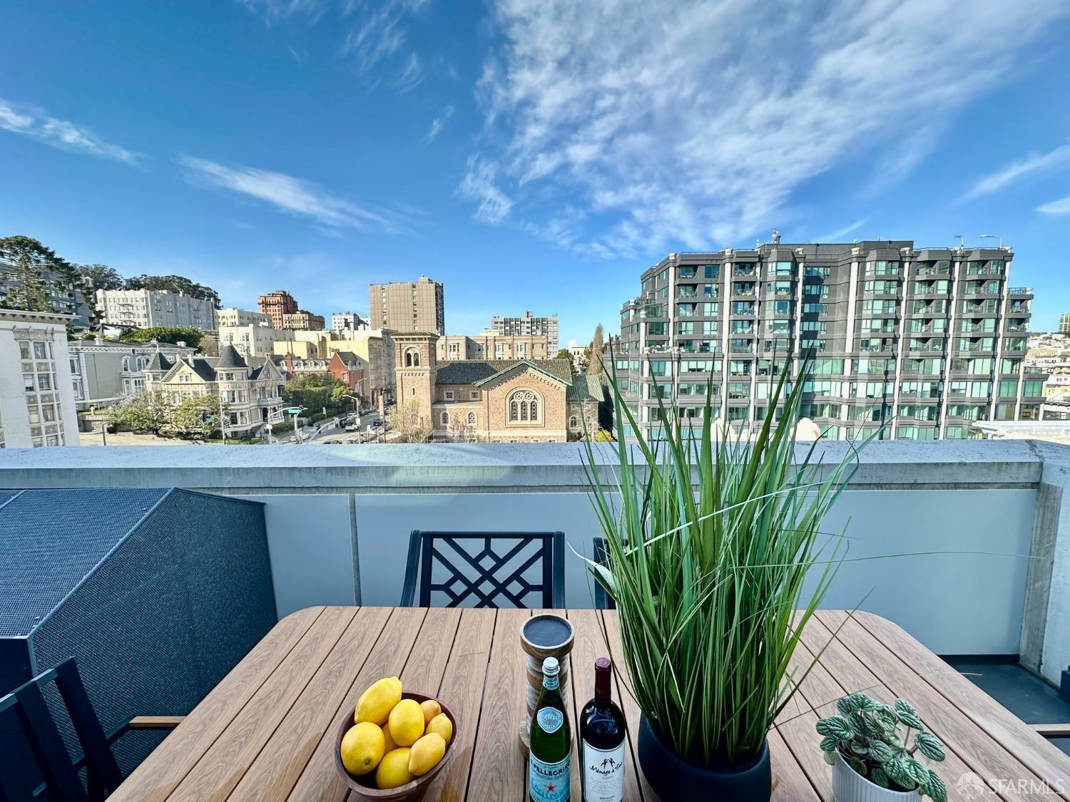 1688 Pine Street W802  San Francisco CA 94109 photo