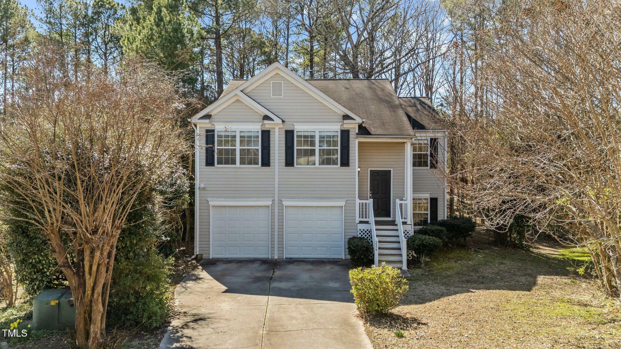 Property Photo:  224 Hartshorn Court  NC 27540 