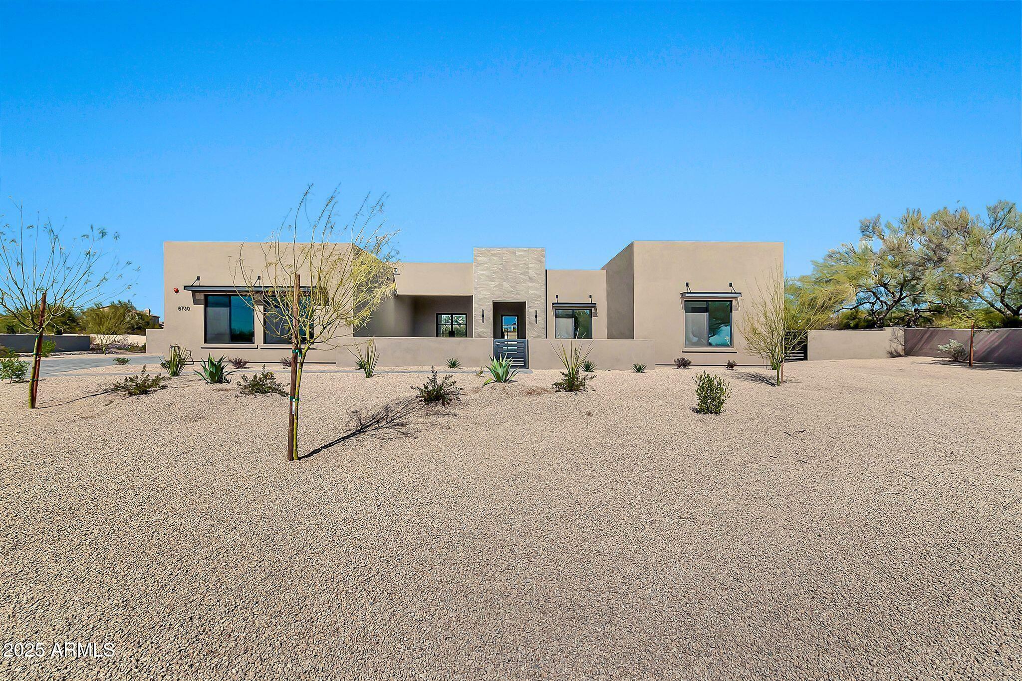 Property Photo: 8730 E Tether Trail AZ 85255