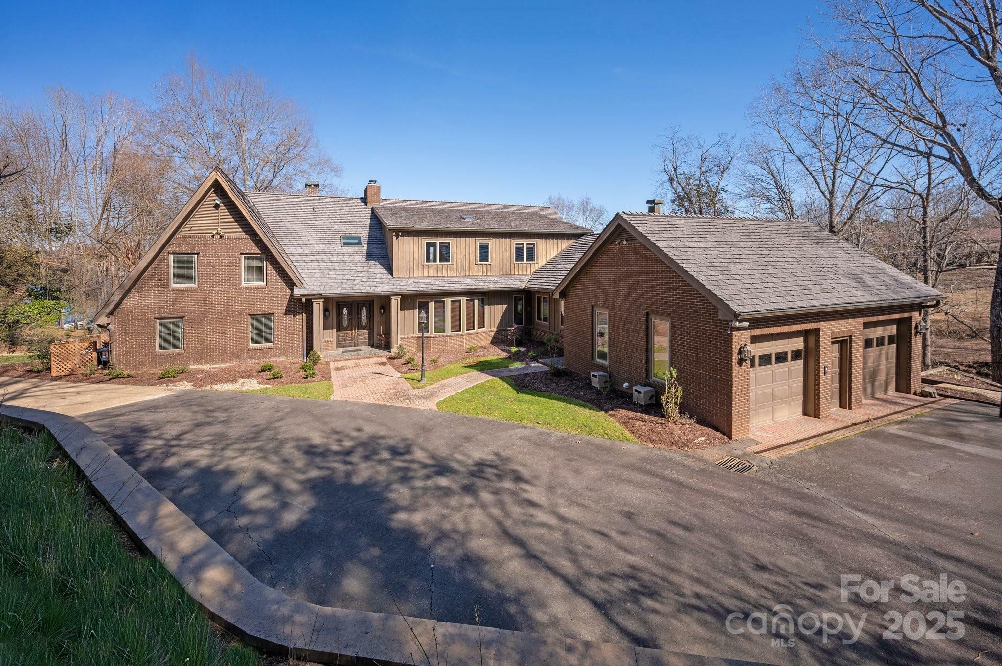 Property Photo: 2700 River Ridge Place SC 29708