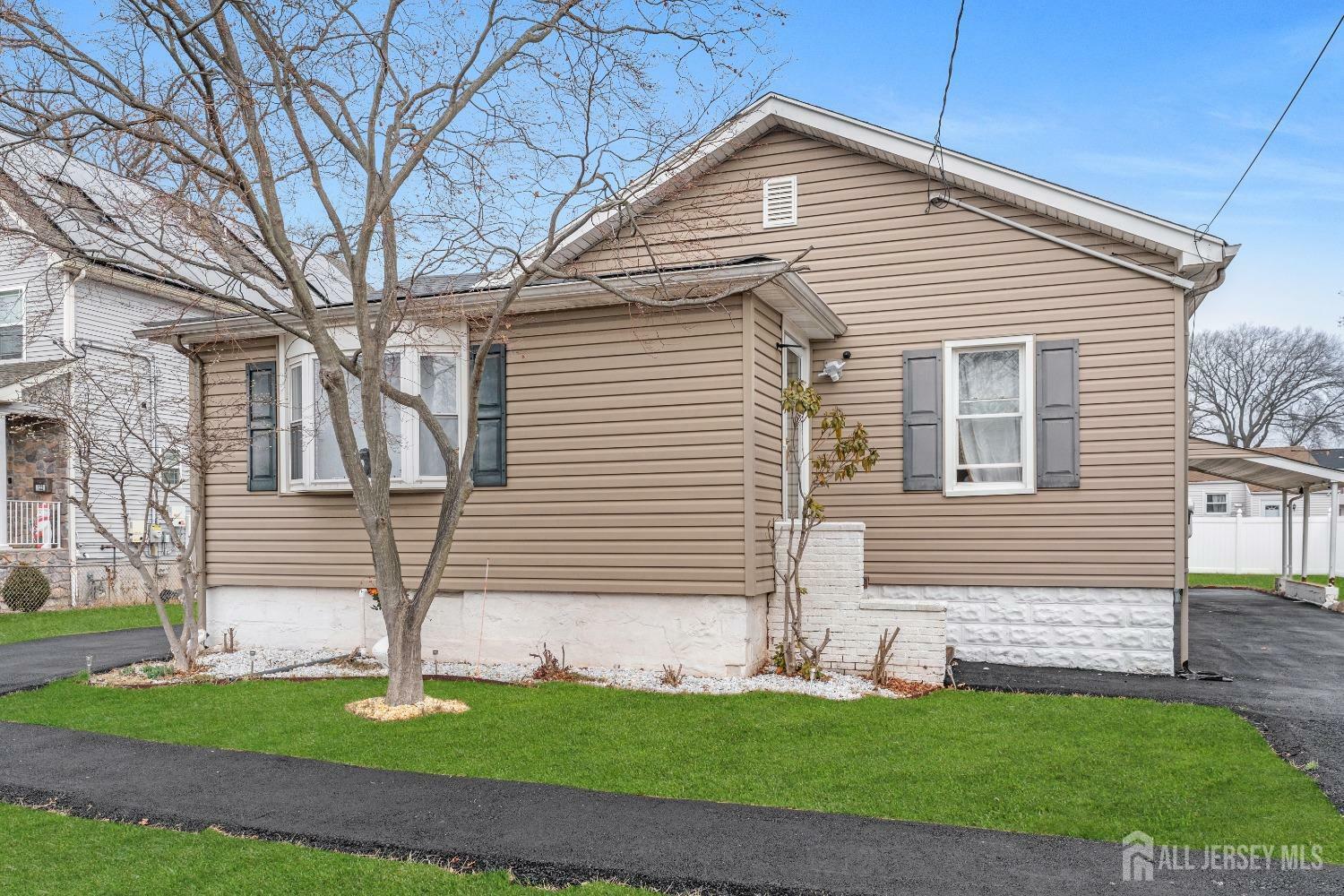 Property Photo:  112 Trento Street  NJ 08830 