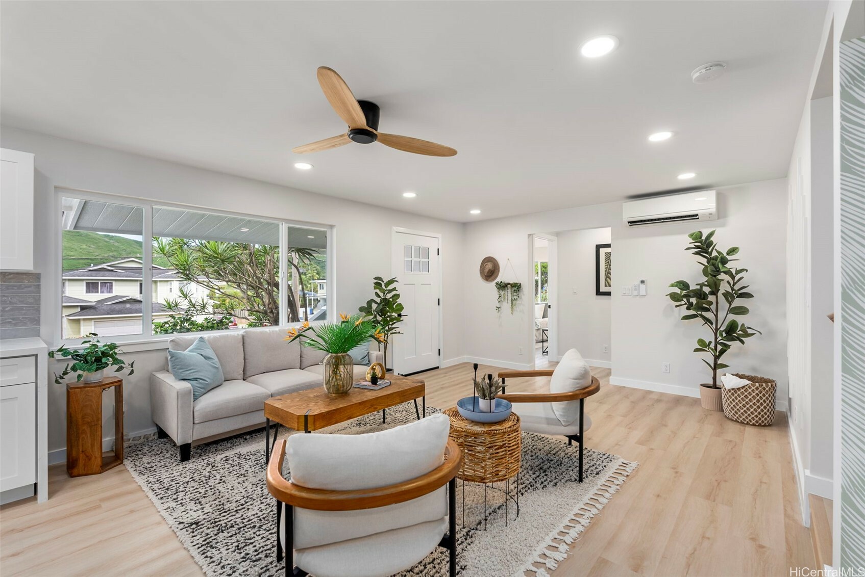 Property Photo: 1237 Nanialii Street HI 96734