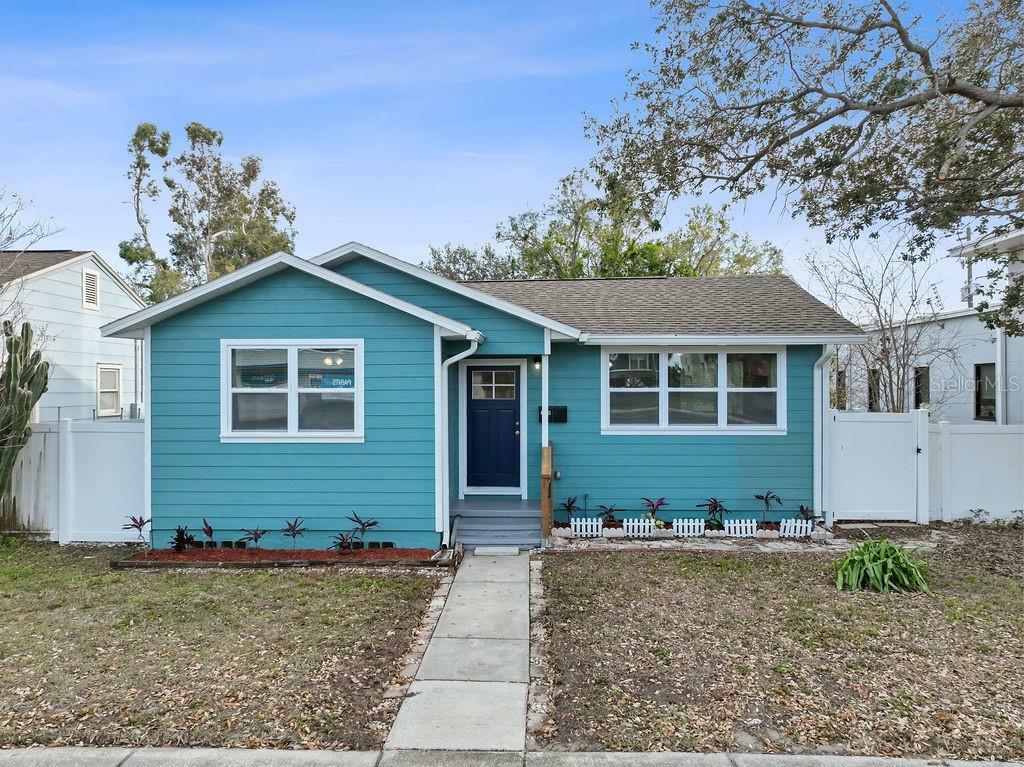 Property Photo: 3030 5th Avenue N FL 33713