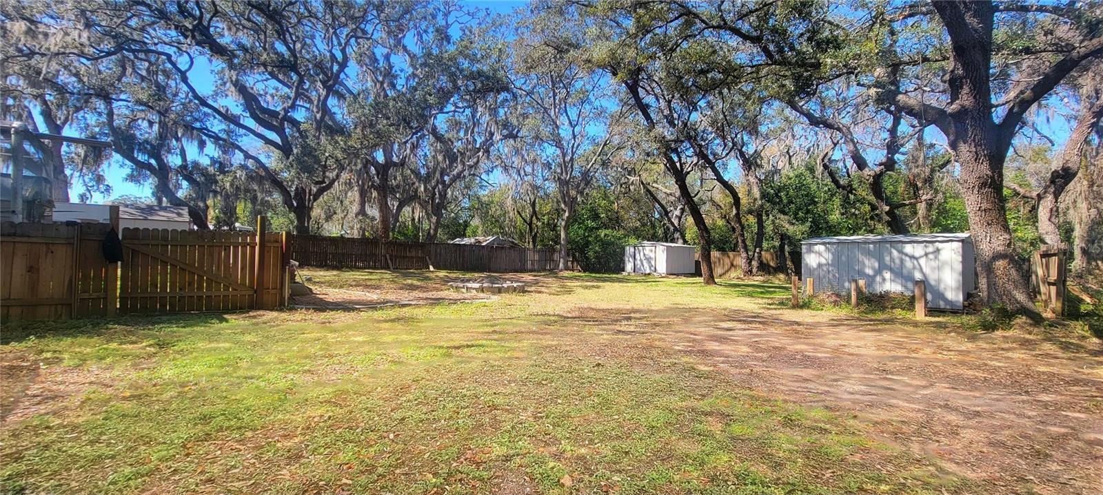 Property Photo: 6825 Main Street FL 34653