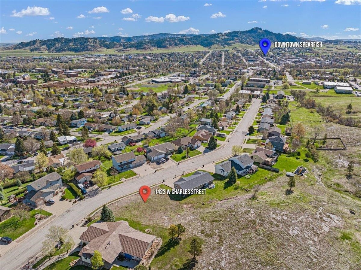 Property Photo: 1423 Charles Street SD 57783