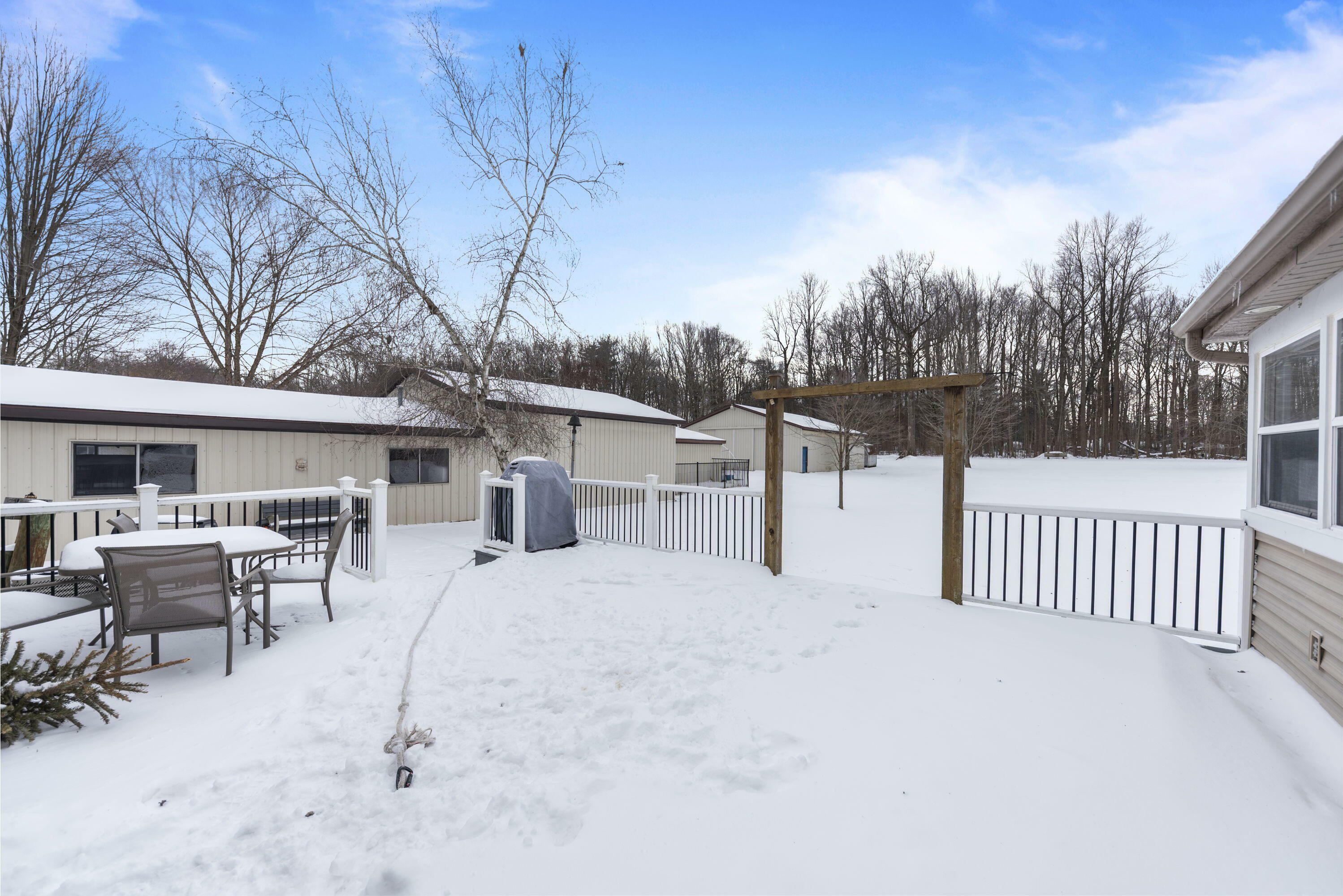 Property Photo:  8770 W East Road  MI 49128 