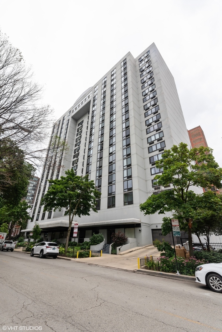 1221 N Dearborn Street 411N  Chicago IL 60610 photo