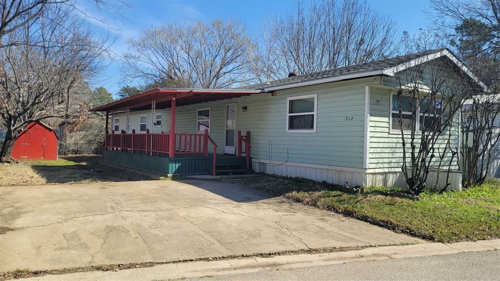 Property Photo:  212 Pecan Street  TX 75065 