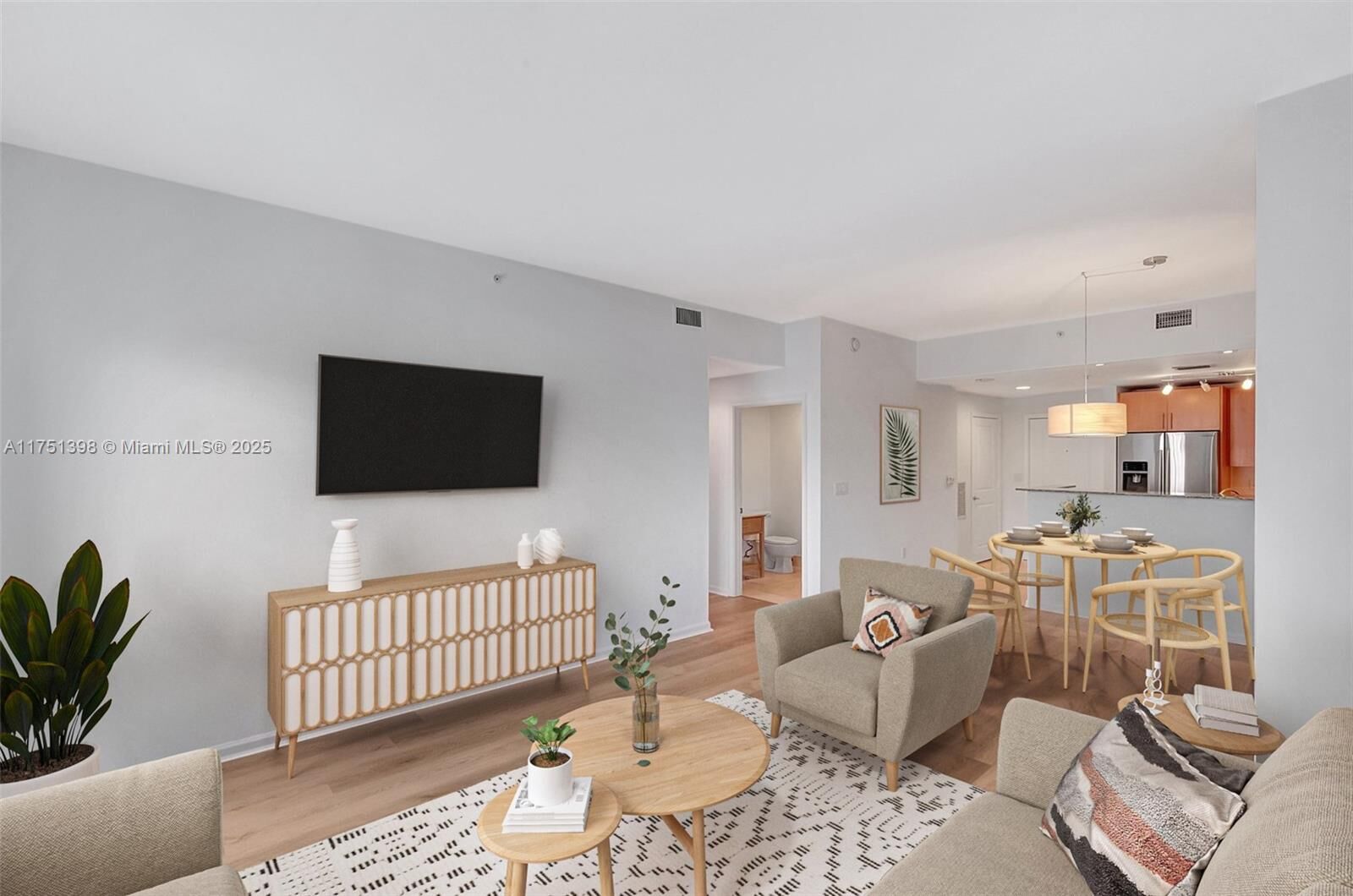 Property Photo:  10 Aragon Ave 1114  FL 33134