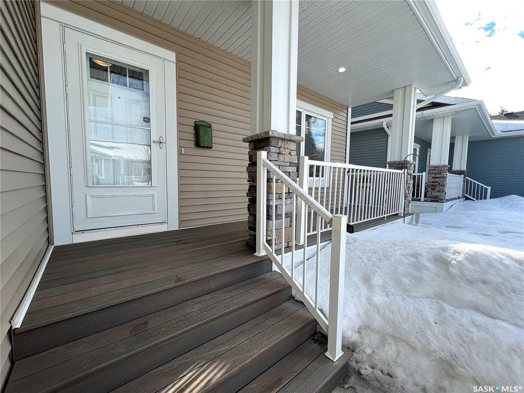 Property Photo:  3206 11th Street W 17  SK S7M 5Z1 