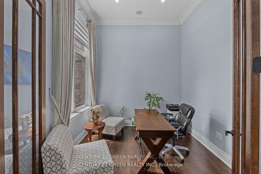 Photo de la propriété: 679 Hiawatha Blvd ON L9G 3A6