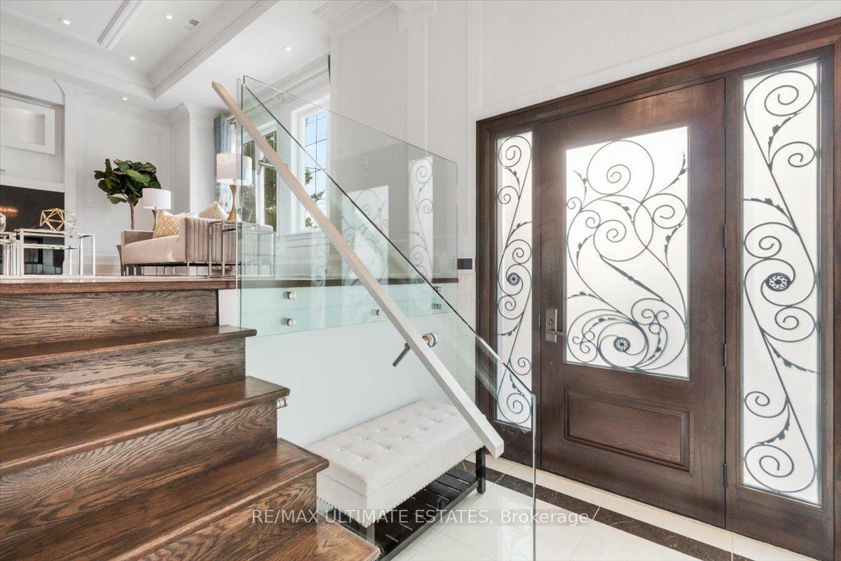 Property Photo: 26 Madawaska Avenue ON M2M 2P9