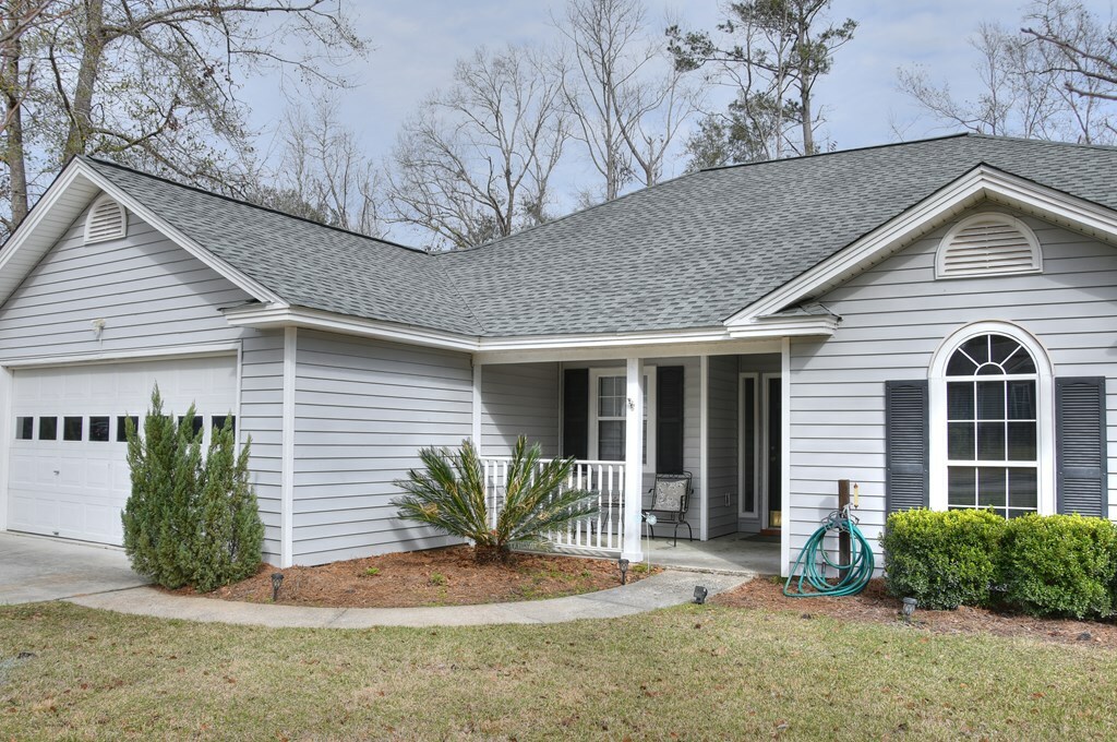 Property Photo:  1806 Sherwood Circle  GA 31602 