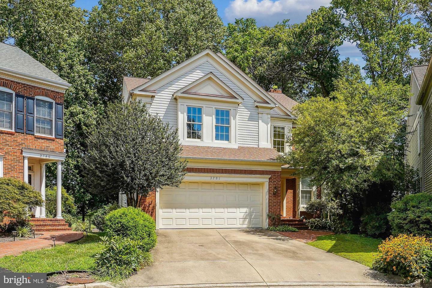 Property Photo: 3791 Center Way VA 22033