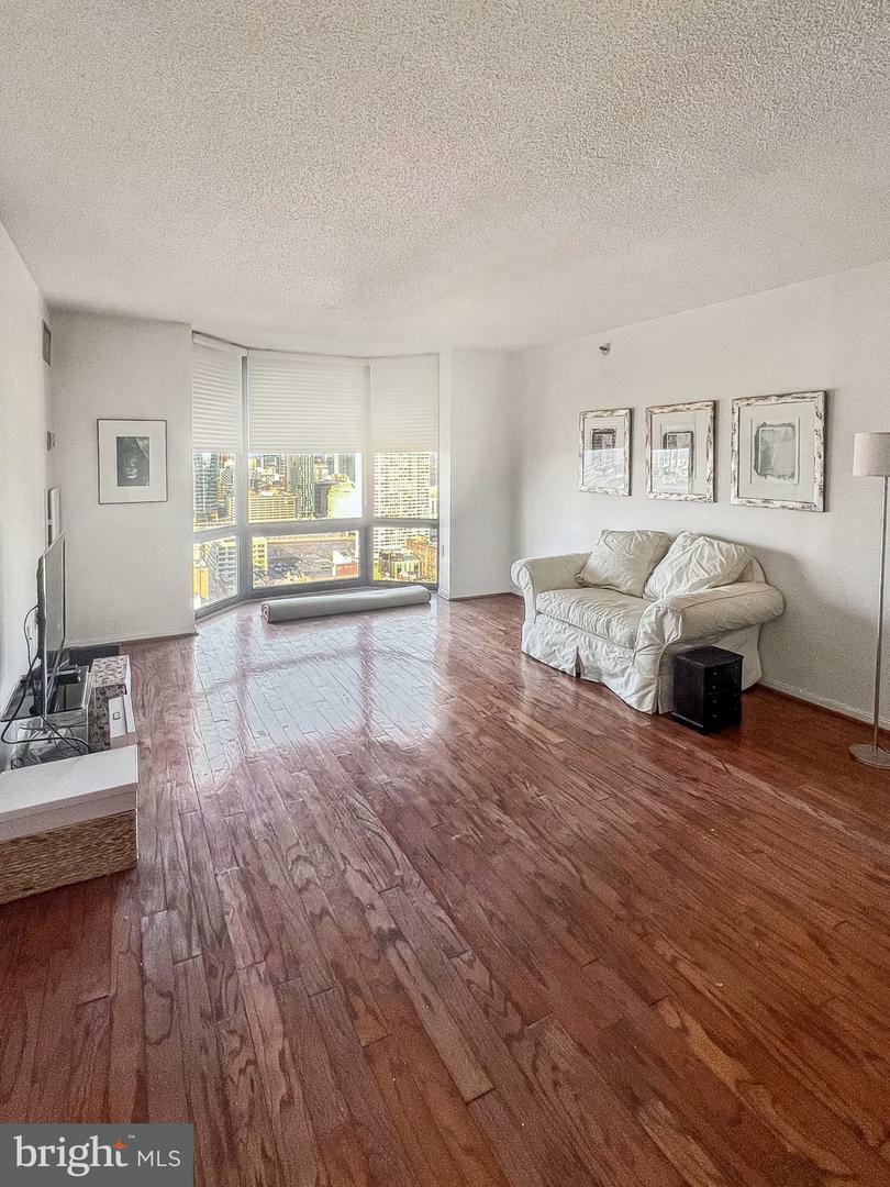 Property Photo: 2018 Walnut Street 32 29K PA 19103