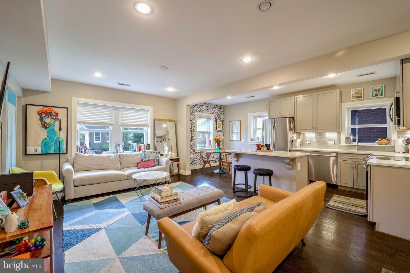 Property Photo: 1239 Simms Place NE 1 DC 20002