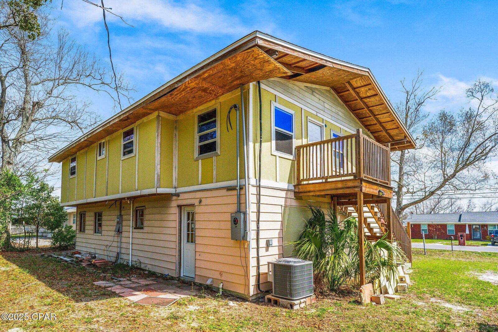 Property Photo:  819 Russ Lake Drive  FL 32404 