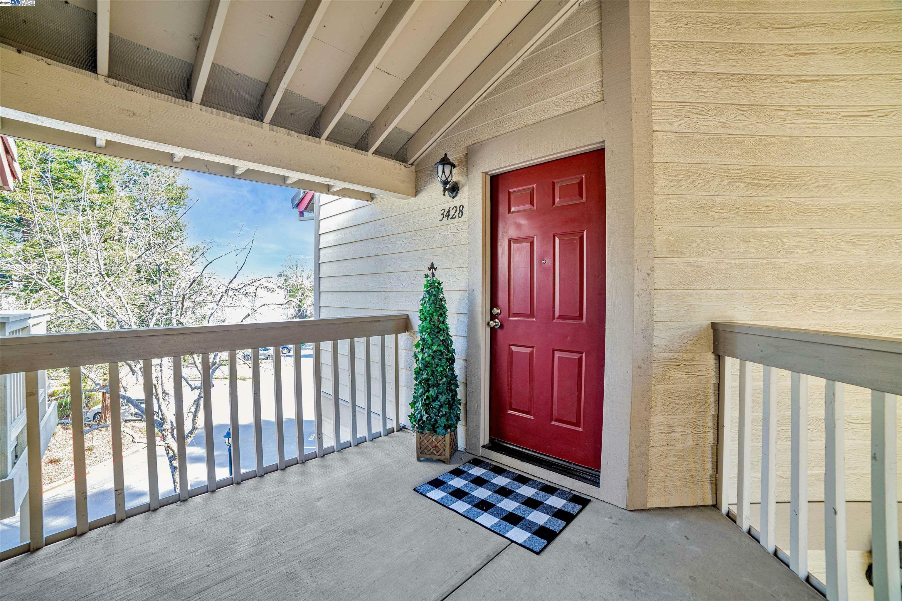 Property Photo:  3428 Smoketree Commons Dr  CA 94566 