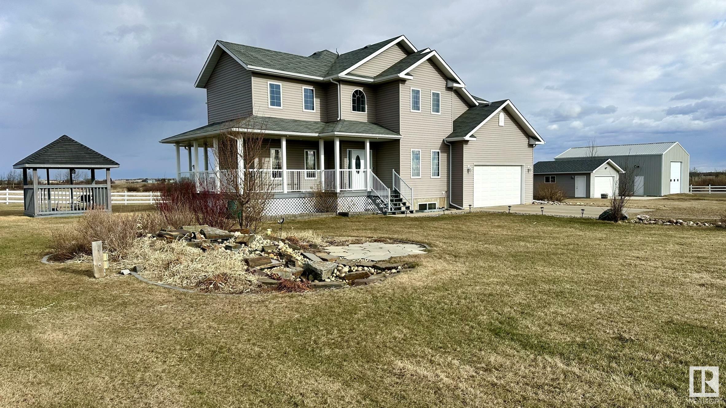 Property Photo: 532027 Range Road 180 AB T0B 3H0