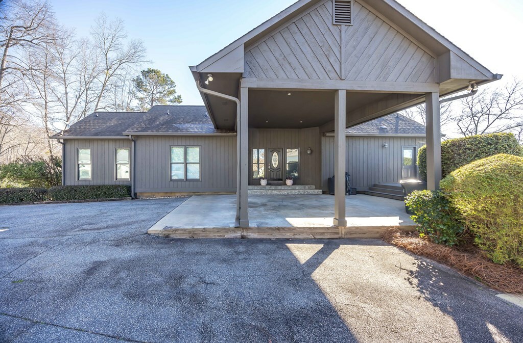 Property Photo:  302 Odom Drive  GA 31811 