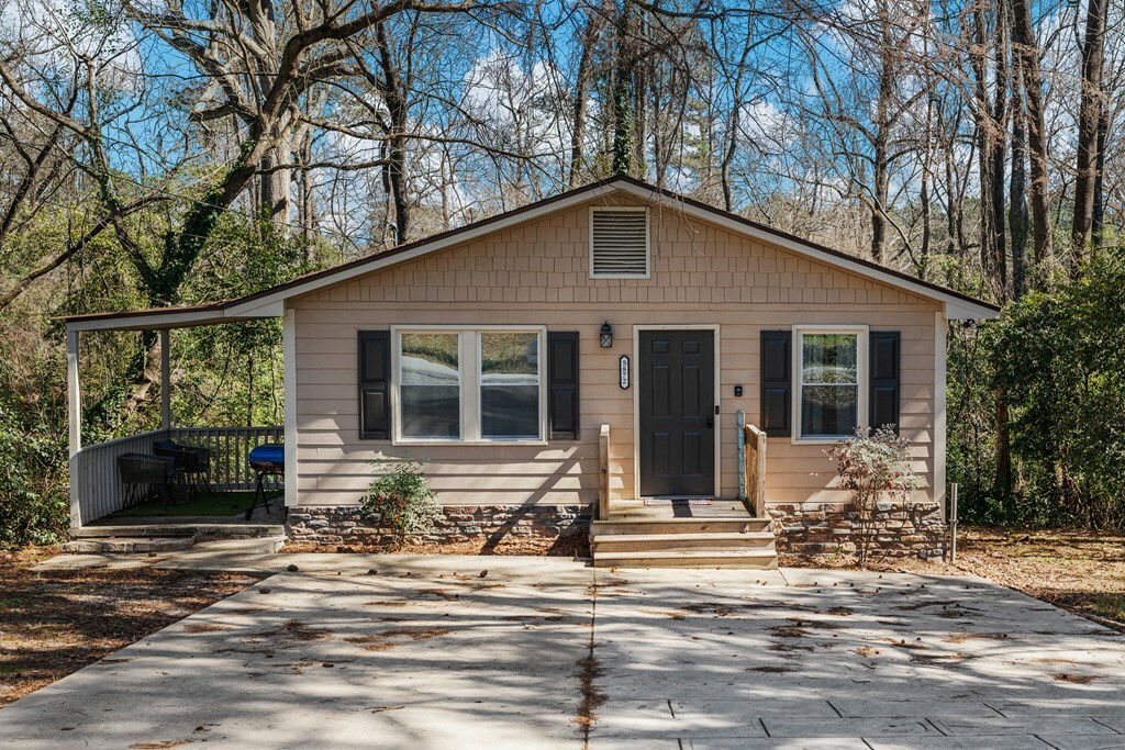 Property Photo:  5872 East Heights Drive  GA 31909 