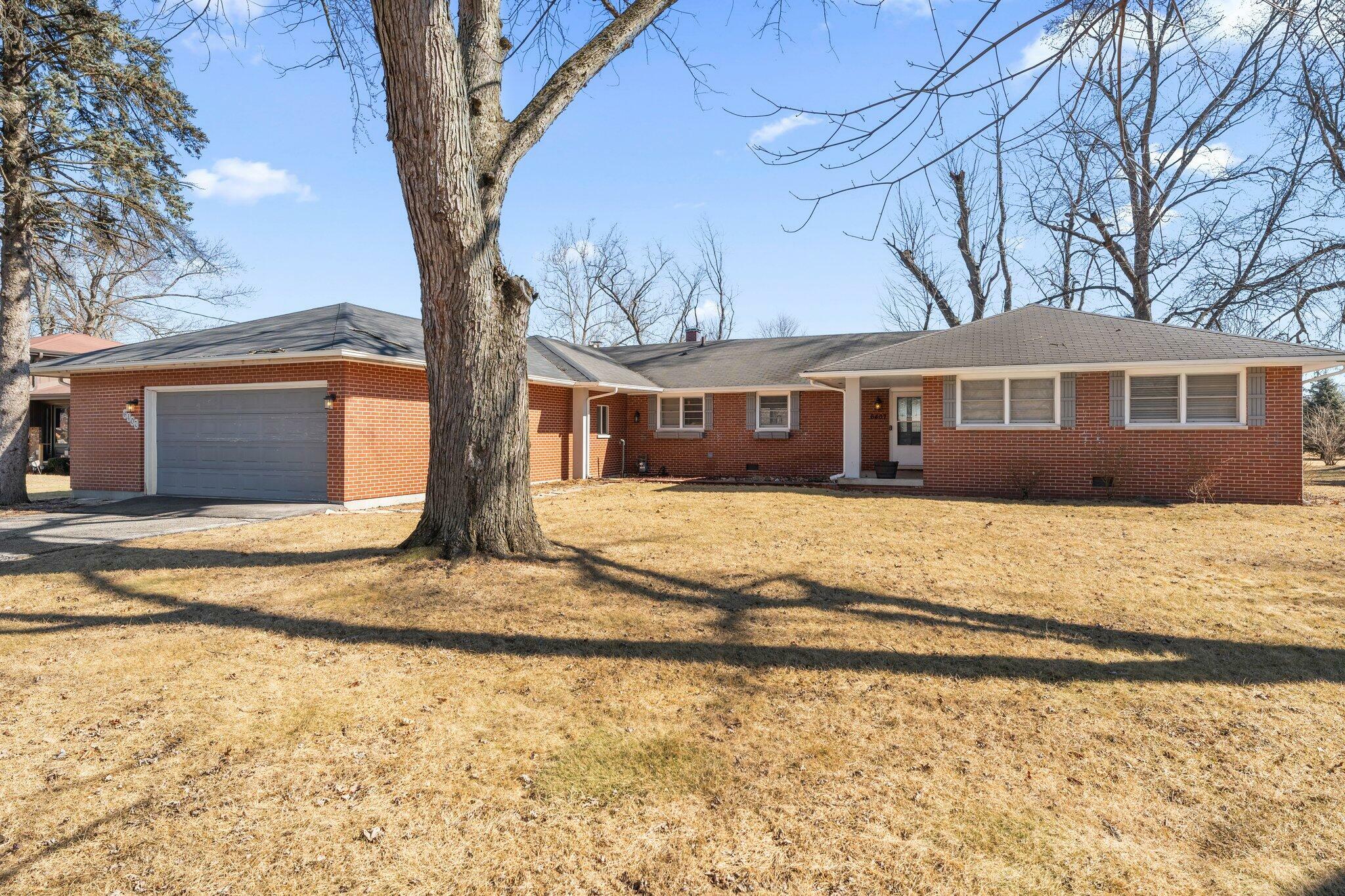 Property Photo: 6407 Hayes Street IN 46410