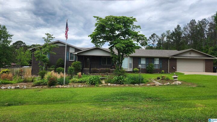 Property Photo: 2172 Brookdale Road AL 35907