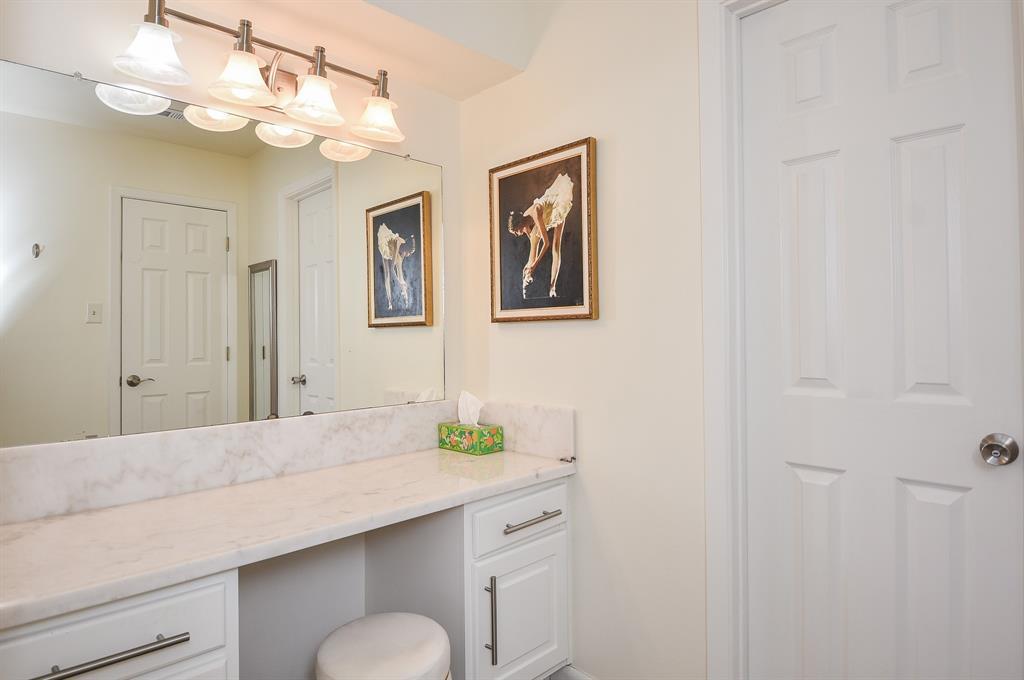 Property Photo: 2620 Durban Drive TX 77043