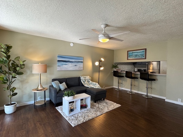 Property Photo: 75-5669 Kuakini Highway 2103 HI 96740