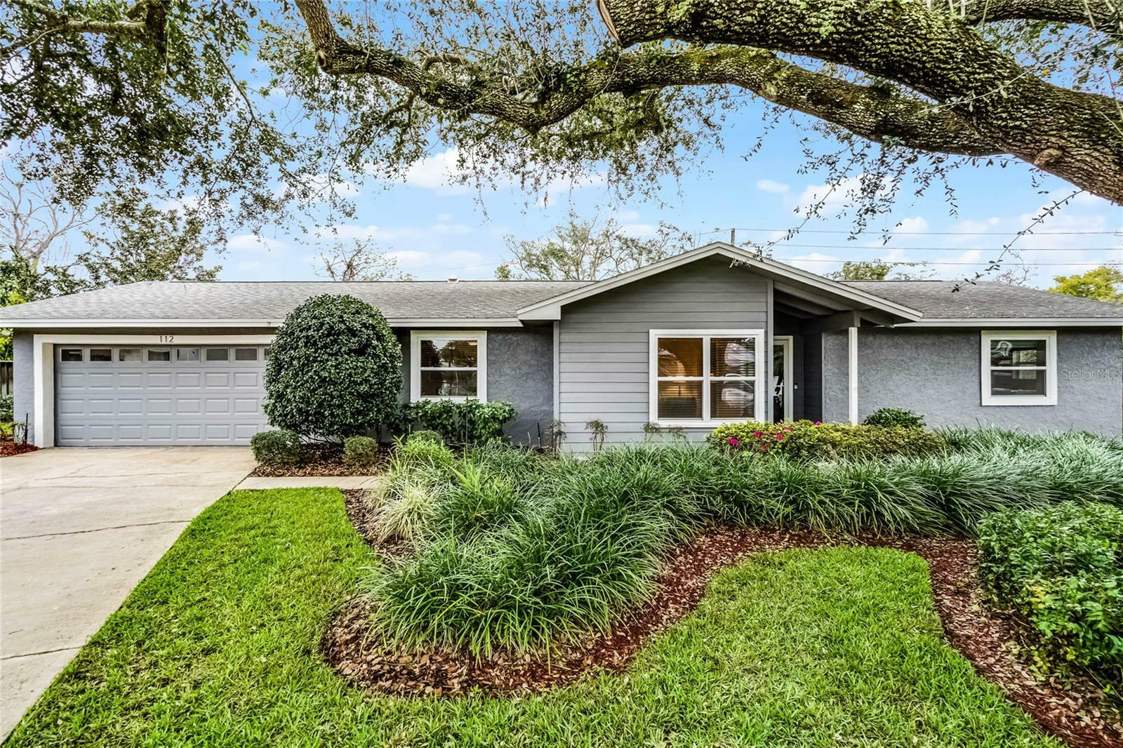 Property Photo:  112 E Cumberland Circle  FL 32779 