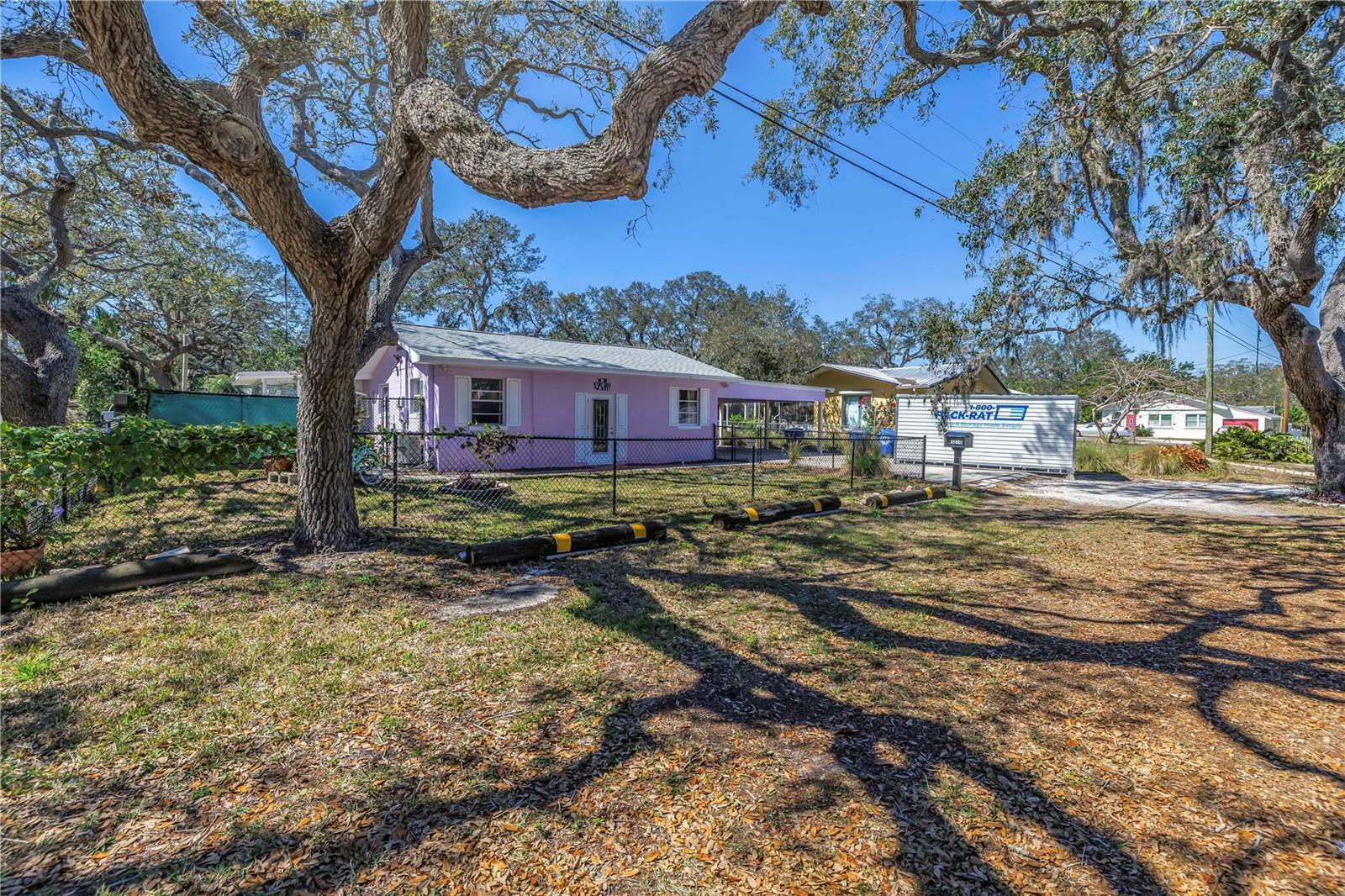 Property Photo: 5010 109th Way N FL 33708