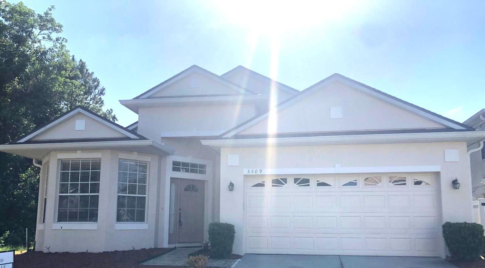Property Photo: 5509 Florence Harbor Drive FL 32829