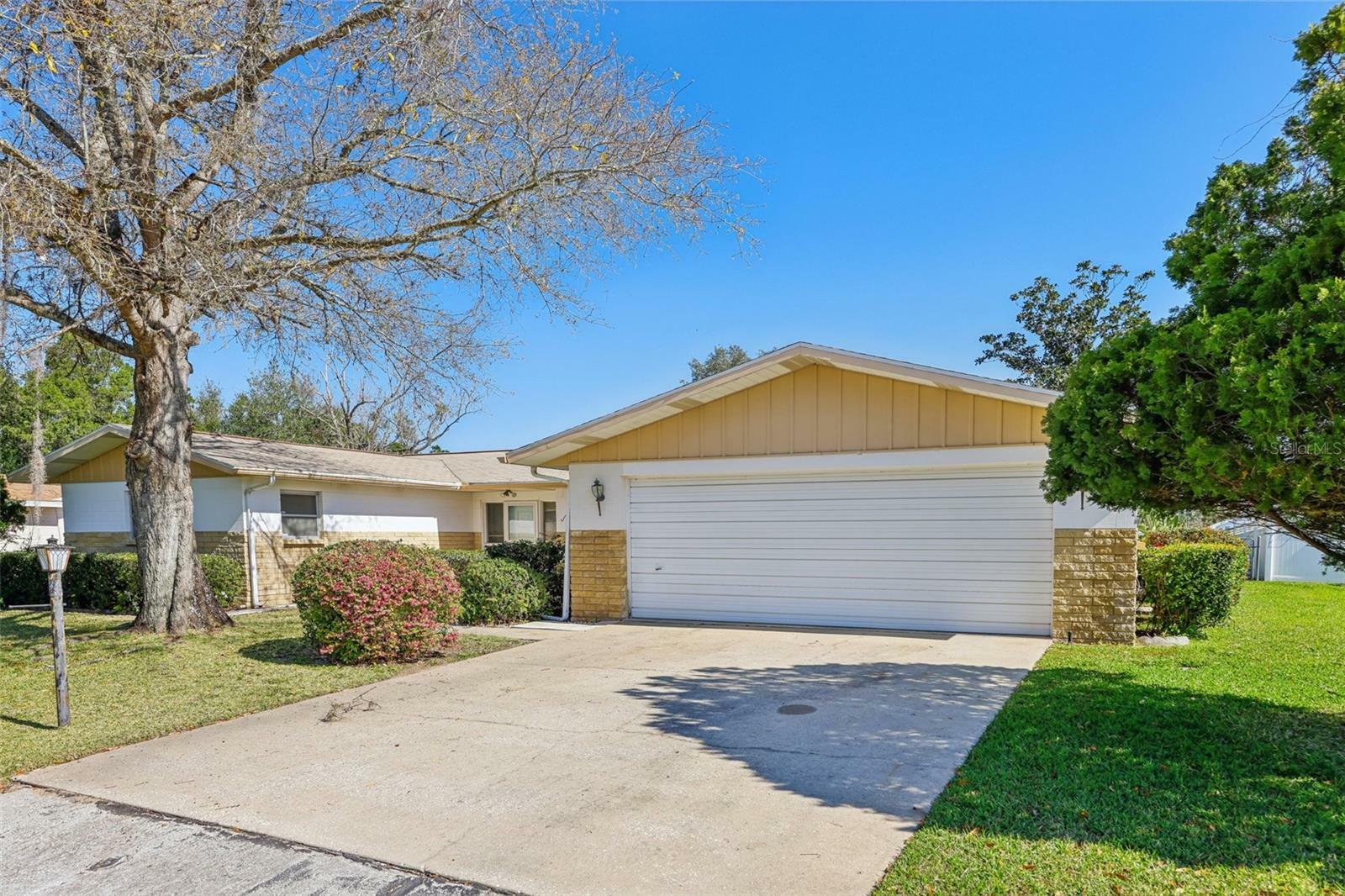 Property Photo: 9305 Bahia Track Way FL 34472