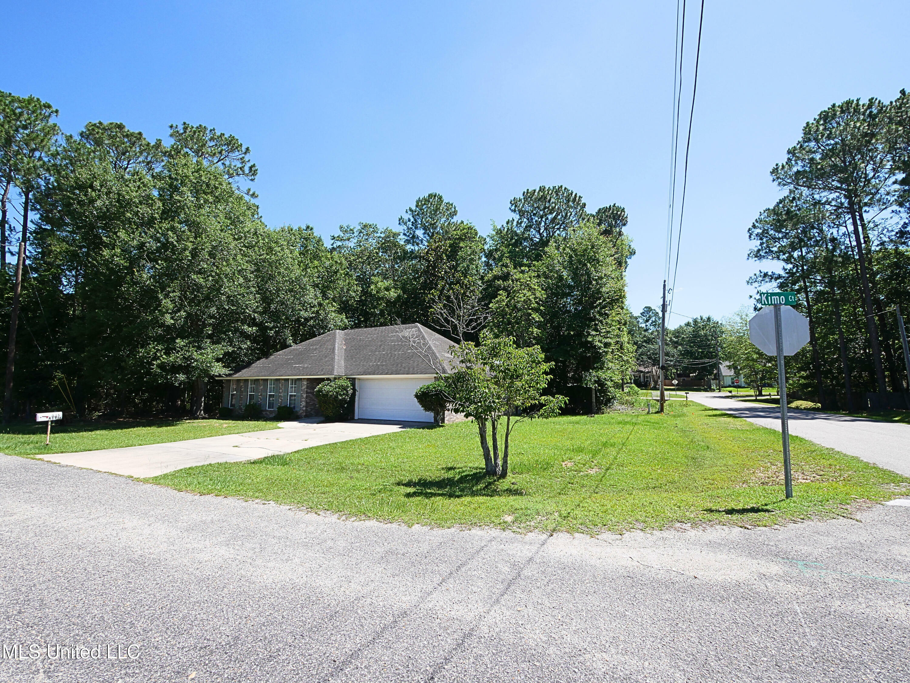 Property Photo: 846 Kimo Court MS 39525