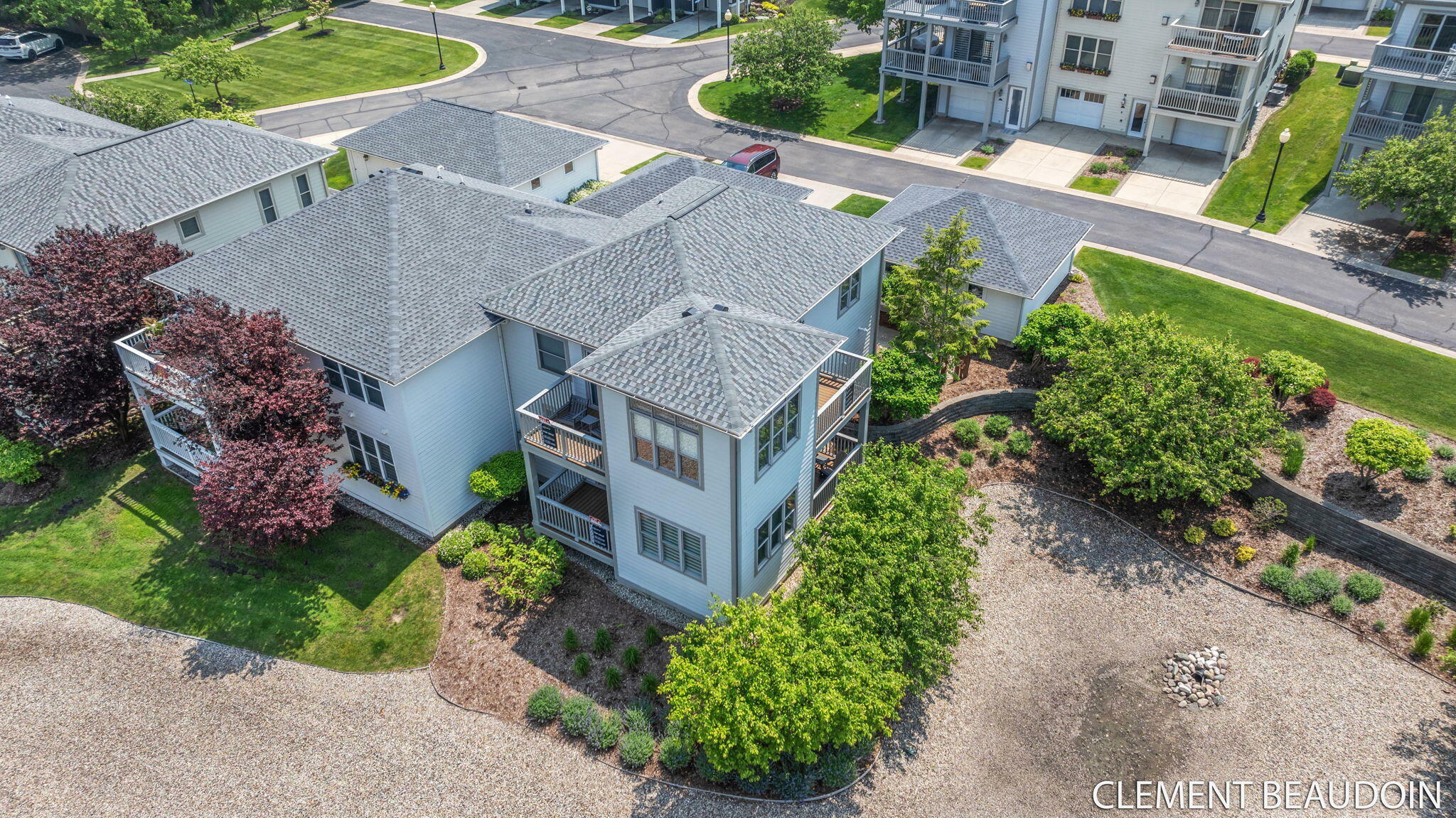 Property Photo: 210 Garden Terrace MI 49406