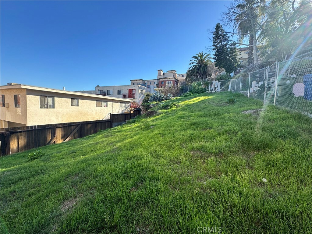 Property Photo:  746 Cleveland Street  CA 90012 