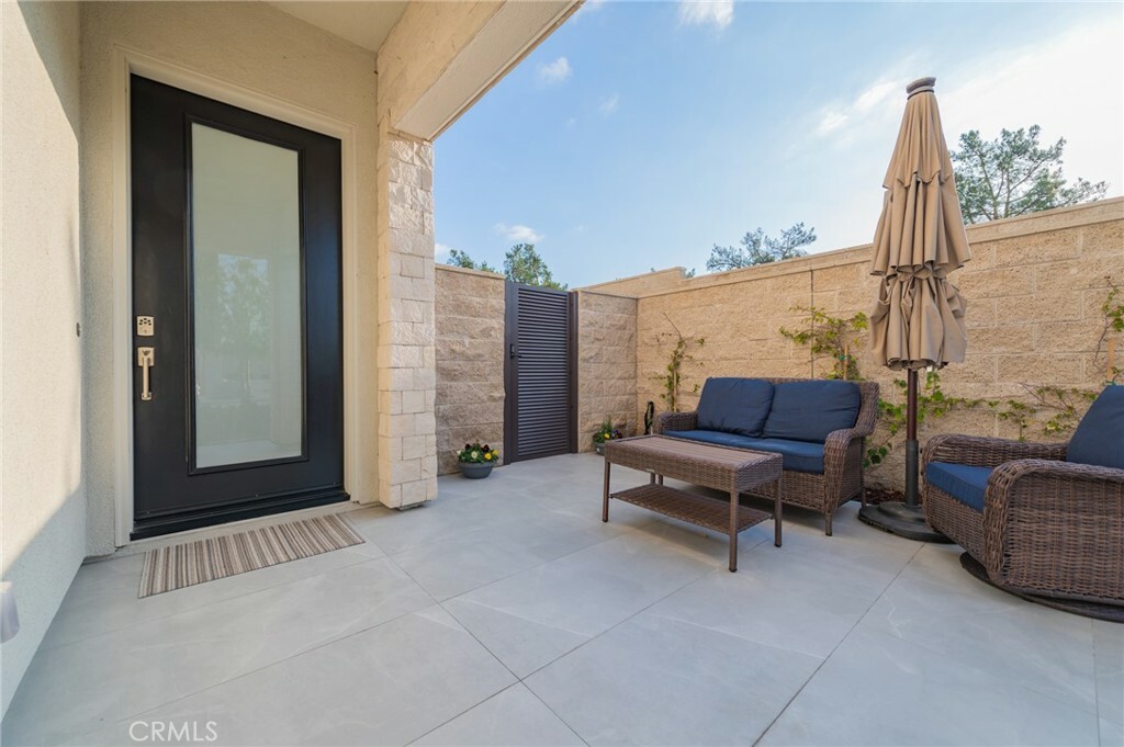 Property Photo: 111 Hollyleaf CA 92630