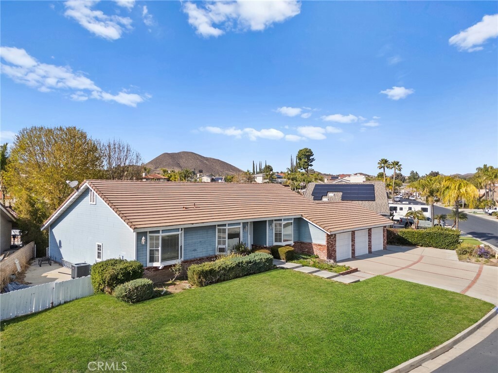 Property Photo:  30279 Clear Water Drive  CA 92587 