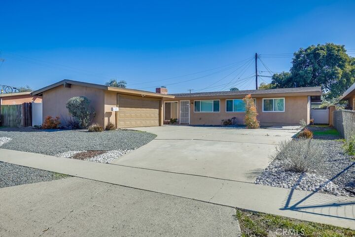 Property Photo: 6470 Coronet Circle CA 90621