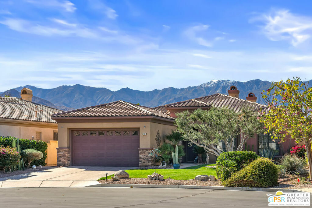 Property Photo: 35329 Vista Montana Court CA 92234