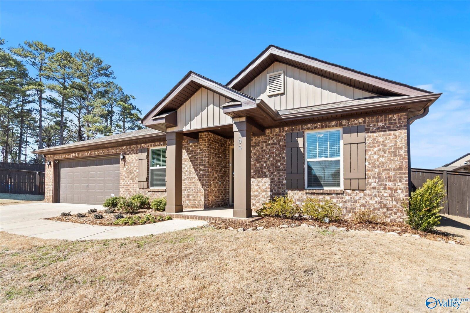 Property Photo: 105 Umbra Circle AL 35811