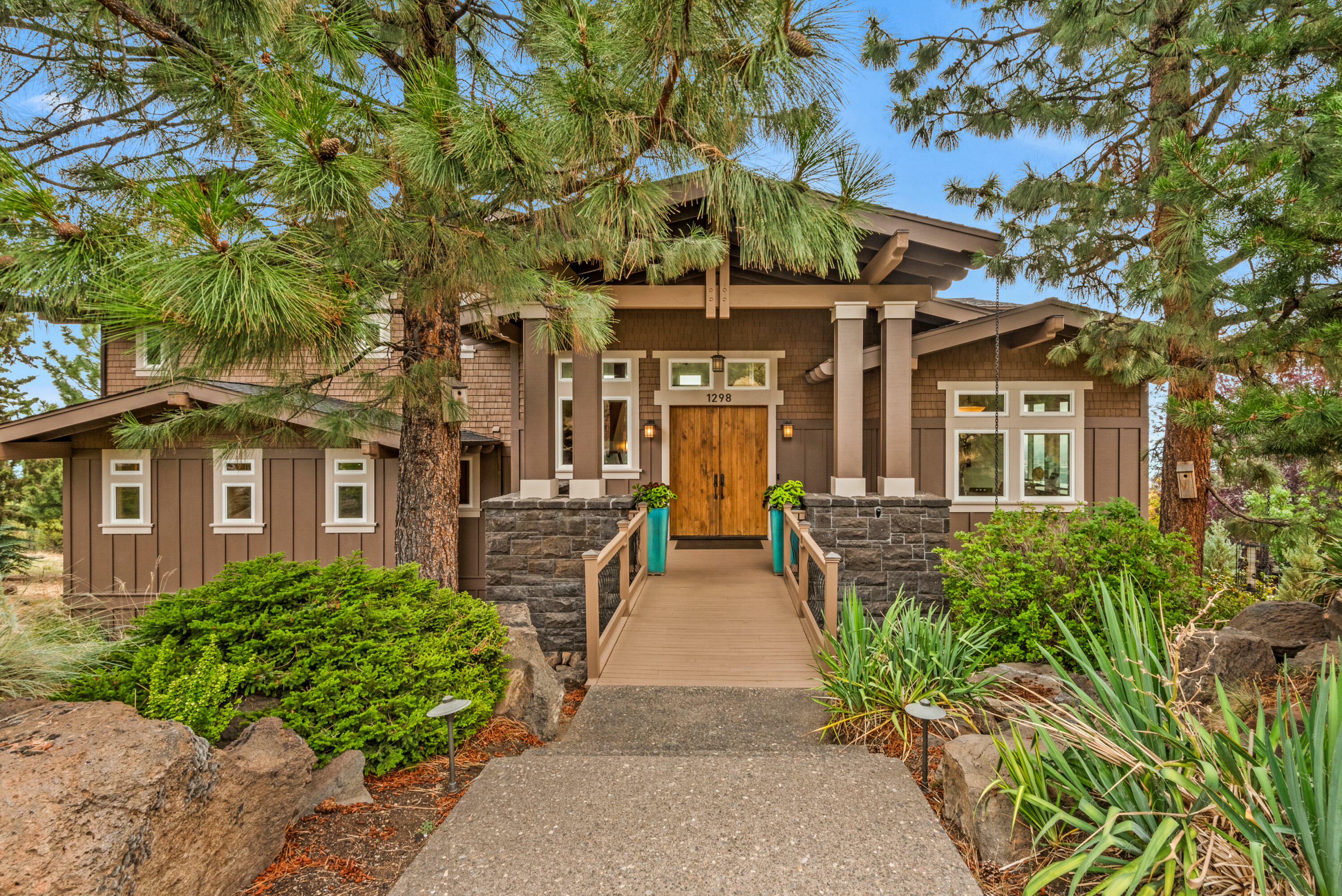 1298 NW Remarkable Drive  Bend OR 97703 photo