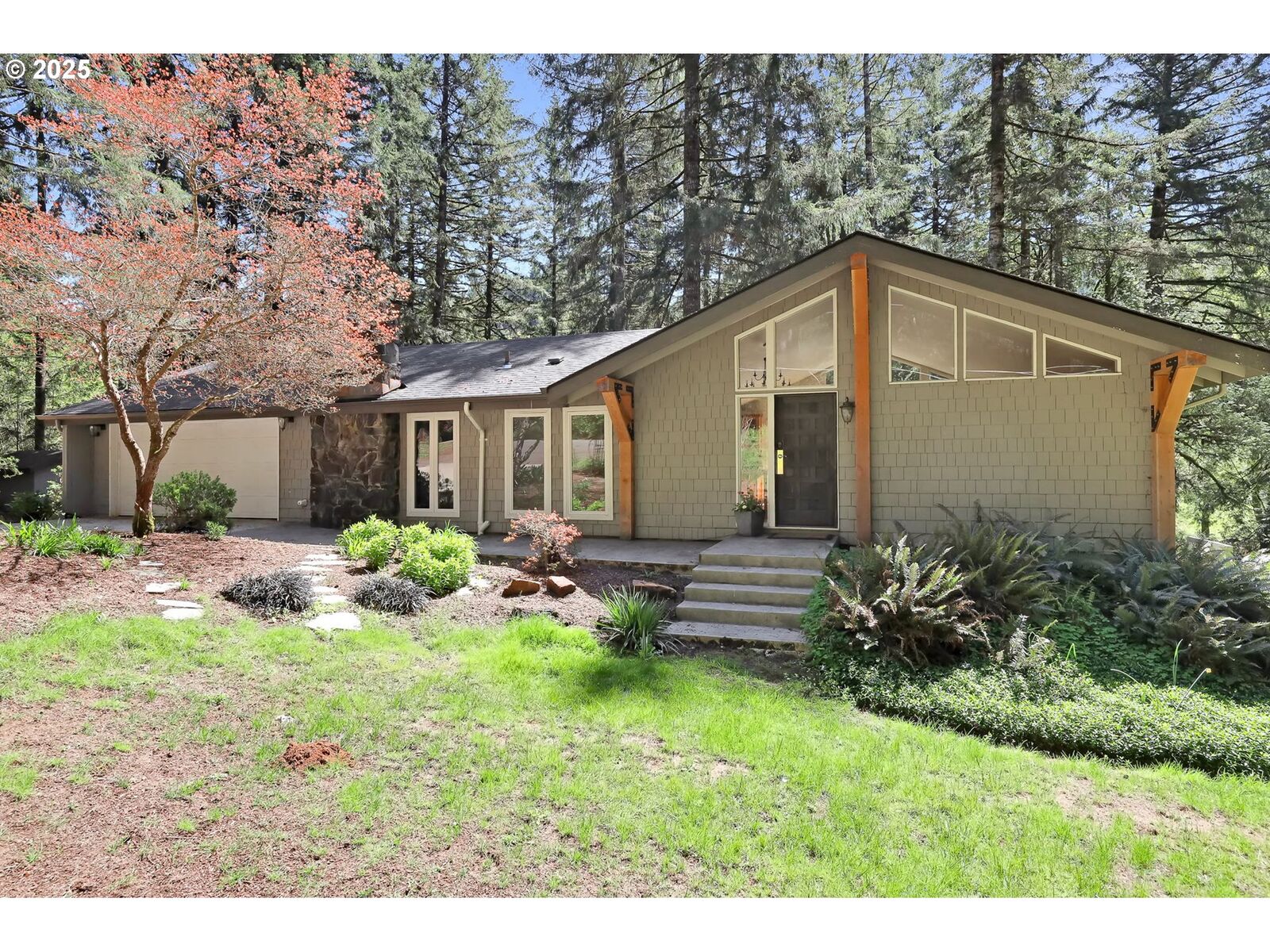 Property Photo: 22276 Vaughn Rd OR 97487