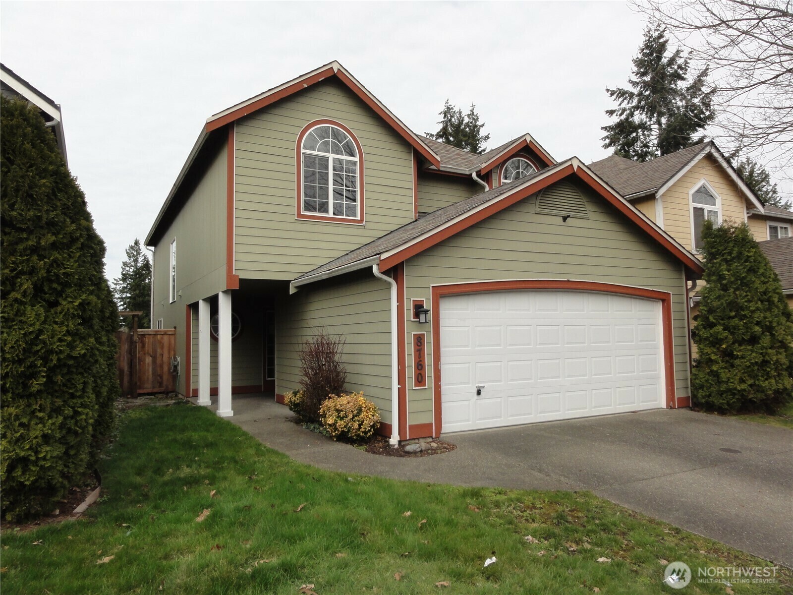 Property Photo:  8760  Wallingford Lane NE  WA 98156 