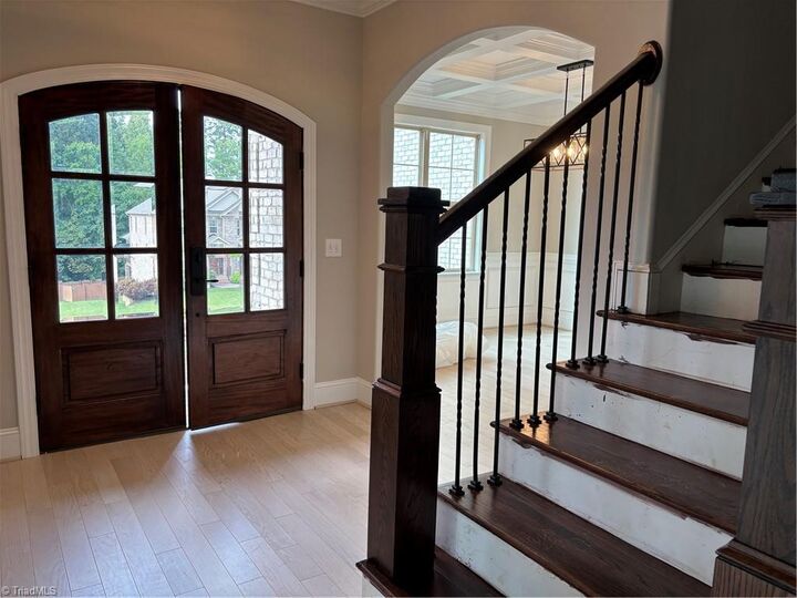 Property Photo: 5477 Meadowlark Court NC 27106