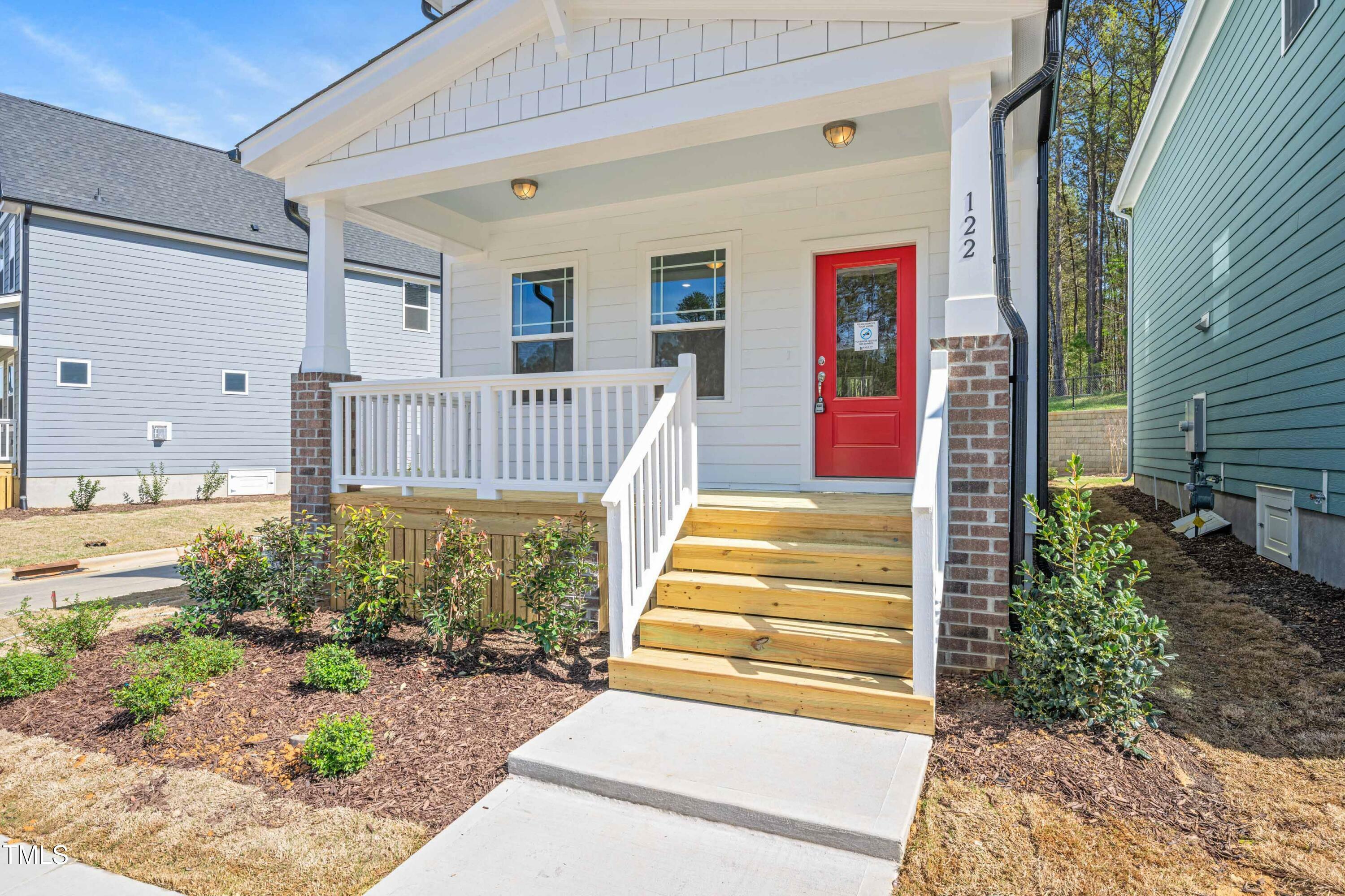 Property Photo: 122 Weavers Grove Drive NC 27514