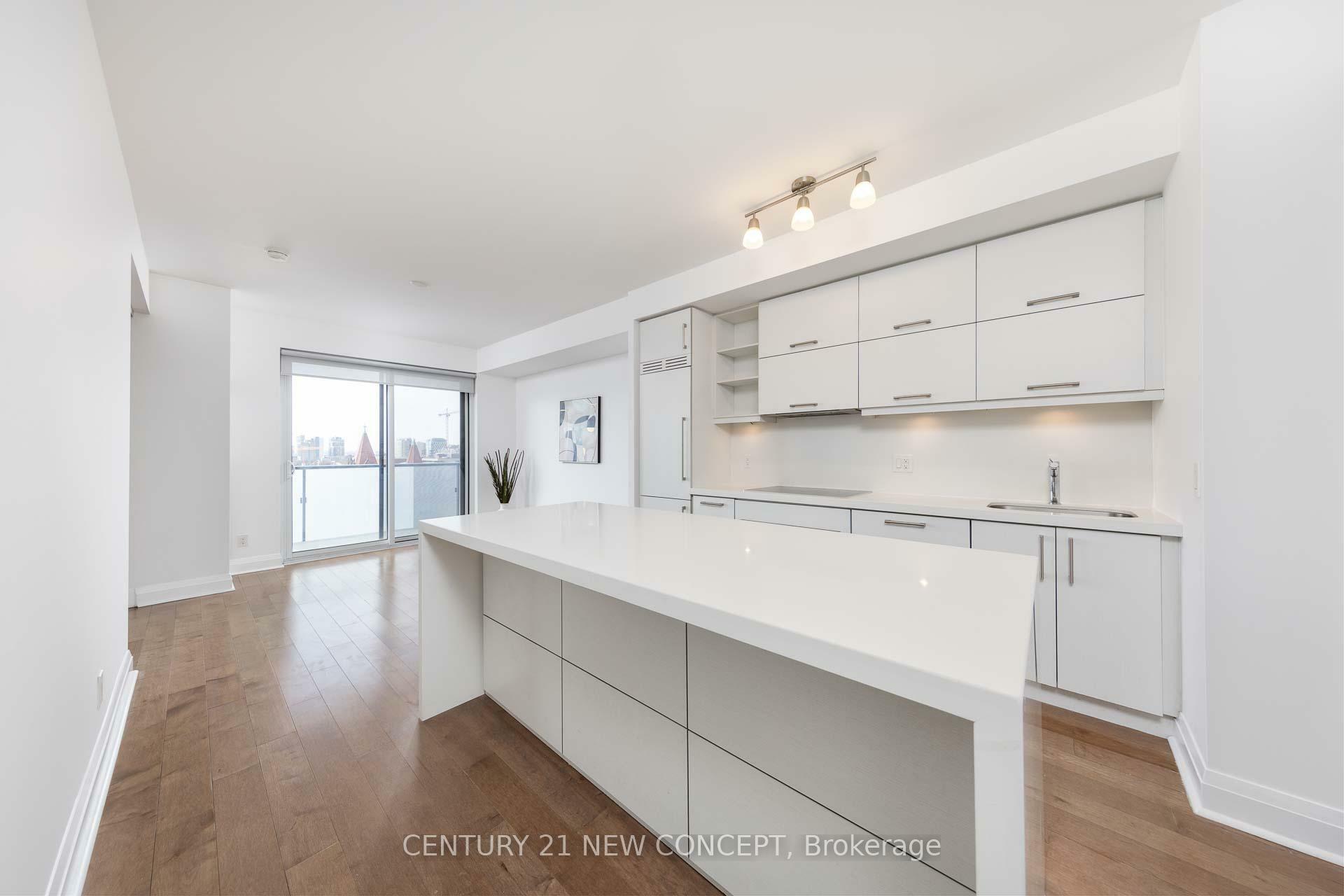 Property Photo: 65 St Mary Street 1006 ON M5S 0A6