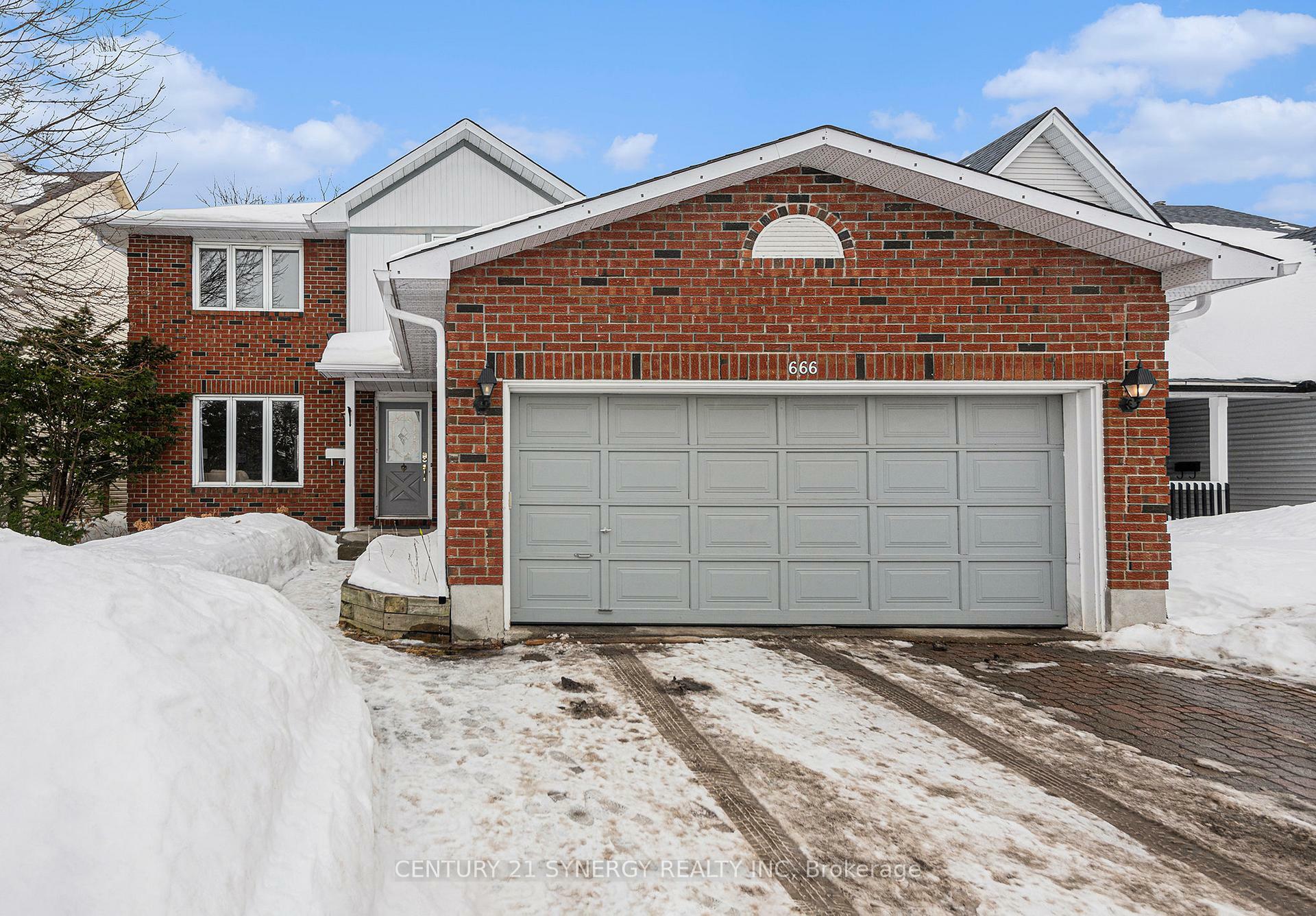 Property Photo: 666 Mathieu Way ON K4A 2R4